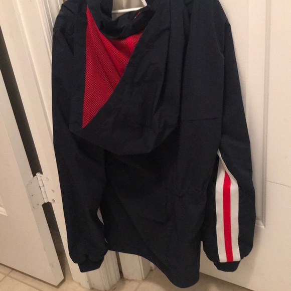Tommy Hilfiger windbreaker - Picture 3 of 3